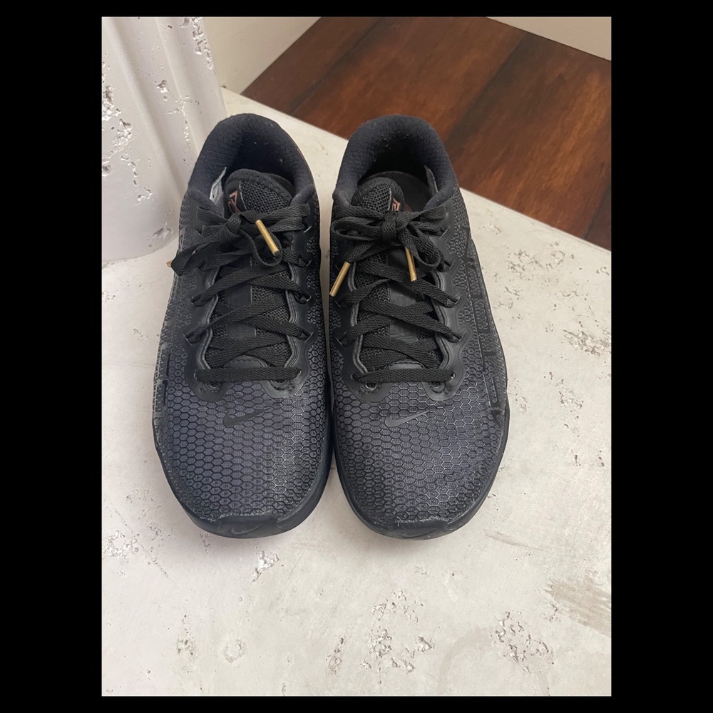 Women’s Nike Metcon 5 Black X Rose Gold Training Shoes
